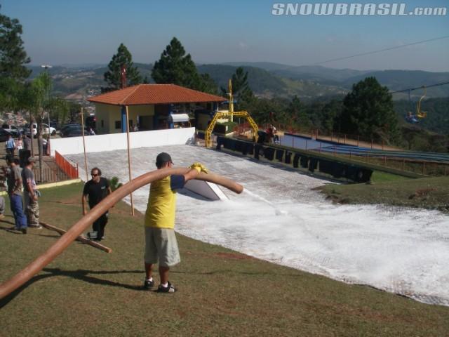 Fazendo a neve